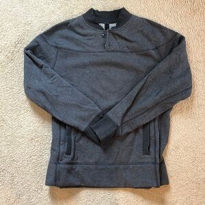 Men’s lululemon grey Henley sweatshirt sz L